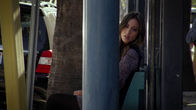 File:Skye spying.png