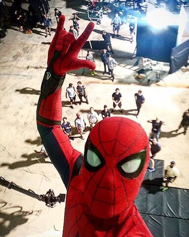 File:Spider-Man Selfie.jpg