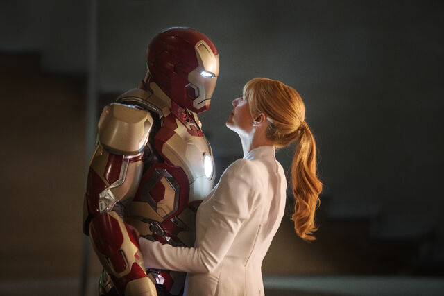 File:IronManandPepper-IM3.jpg