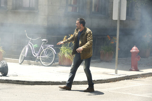 File:Agents-of-shield-season-3-photos-21.jpg