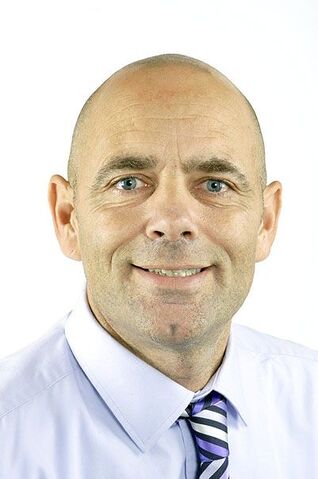 File:Paul Blackwell.jpg