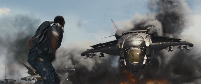 File:Falcon vs Quinjet.png