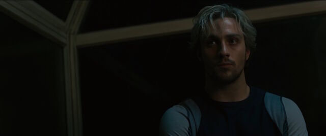 File:Quicksilver-threatens-Klaue.jpg