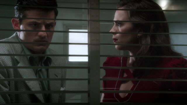 File:DanielSousa-PeggyCarter-Blinds.jpg
