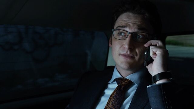 File:JWesley-CarPhoneCall-S1E8.jpg
