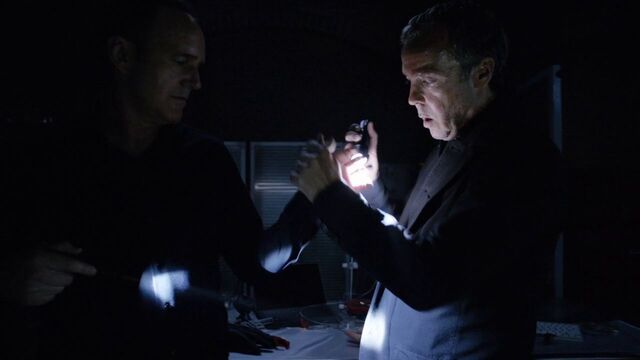 File:HRadcliffe-PCoulson-Hand.jpg