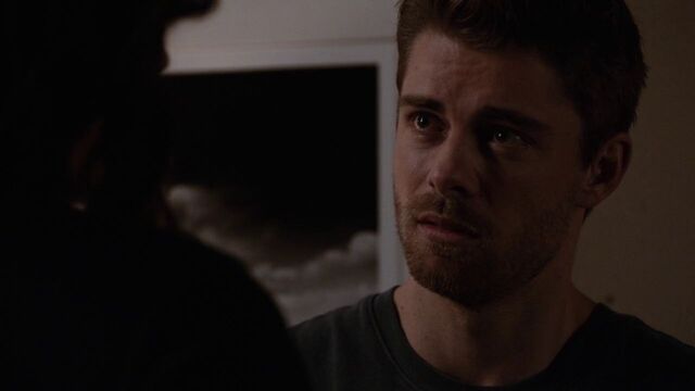 File:LincolnCampbell-JohnsonChat-S3E12.jpg