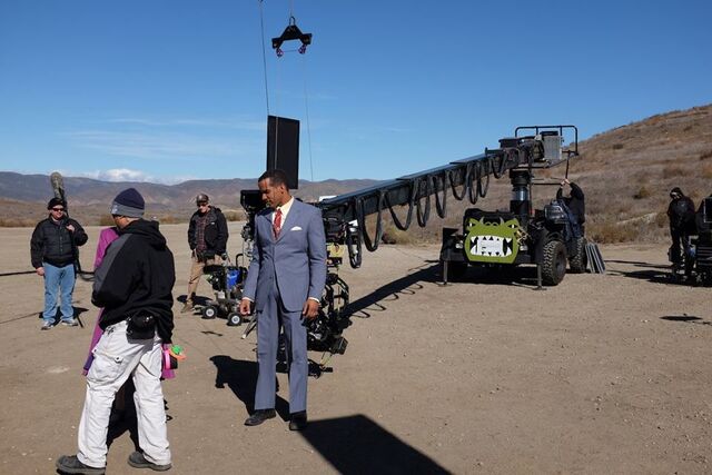 File:BehindtheScenesEdgeofMistery3.jpg