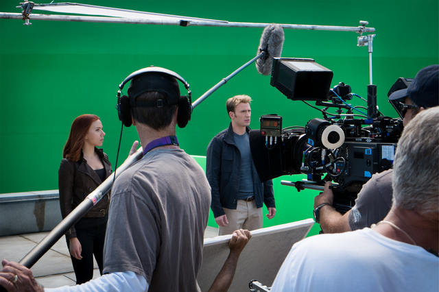File:Cap Widow set photo.png