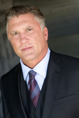 File:Lance Irwin.jpg