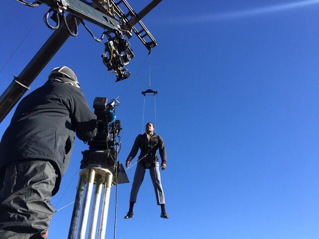 File:Behindthescenes1.jpg