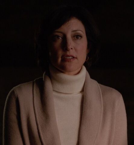 File:Polly Hinton.jpg