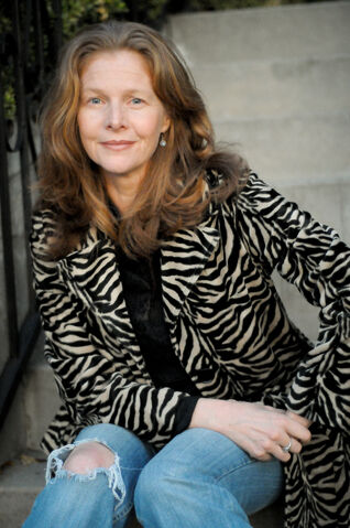 File:Lisa Moncure.jpg