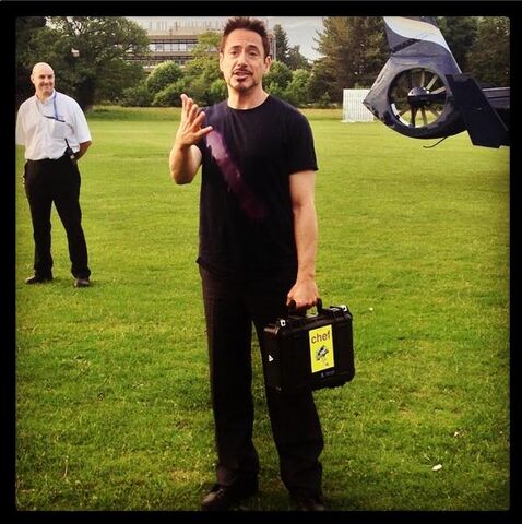 File:RDJ on set.jpg