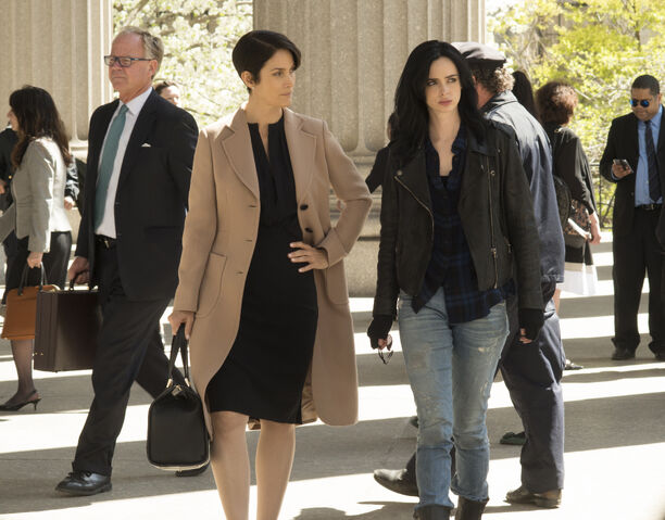 File:Jessica Jones Stills 03.jpg