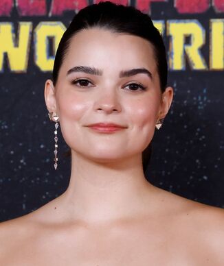 File:Brianna Hildebrand.jpg