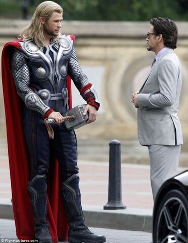 File:Chris-hemsworth-robert-downey-jr--large-msg-131533295215.jpg