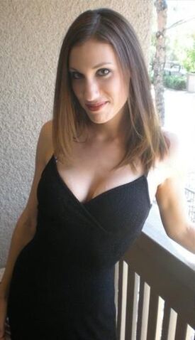 File:Deena Trudy.jpg