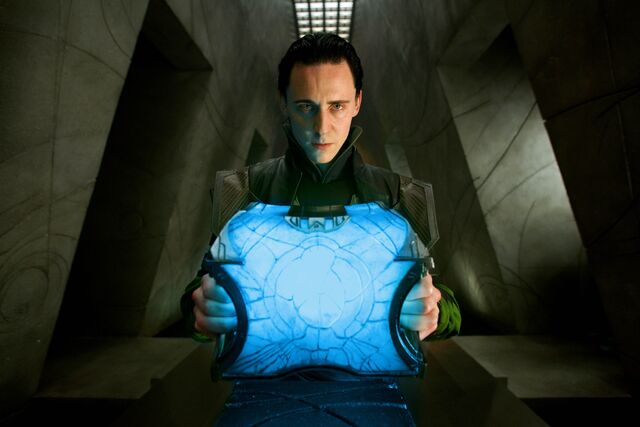 File:Loki Casket.jpg