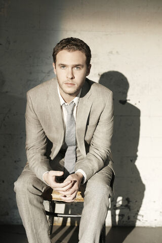 File:Leo Fitz.jpg