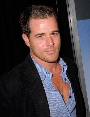 File:Derek Phillips.jpg