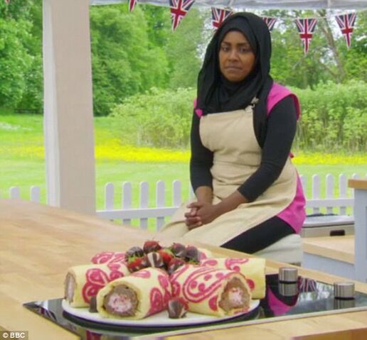 File:Nadia-Ice-Cream-Roll-S6-Ep5.jpg