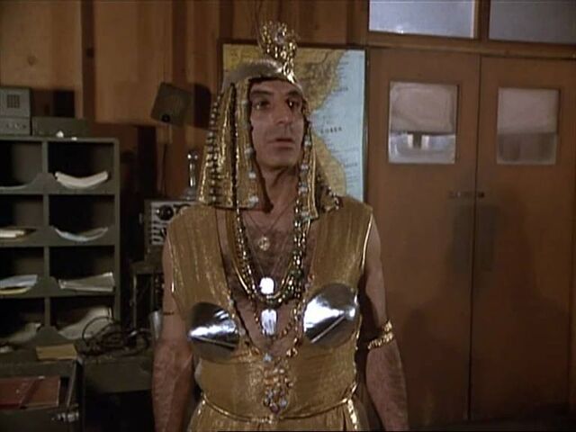 File:Klinger-april fools.jpg