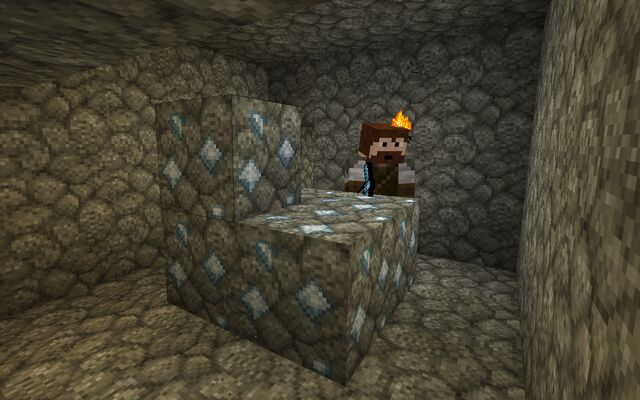 File:Diamonds!.jpg