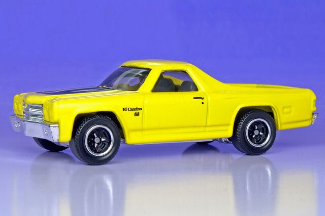 File:'70 El Camino 10-Pack - 9606df.jpg