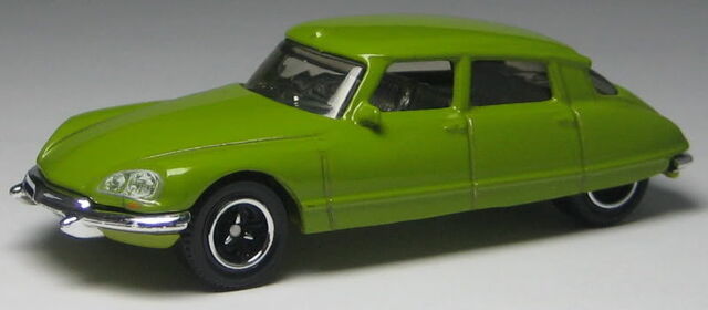 File:0906-CitroenDS.jpg