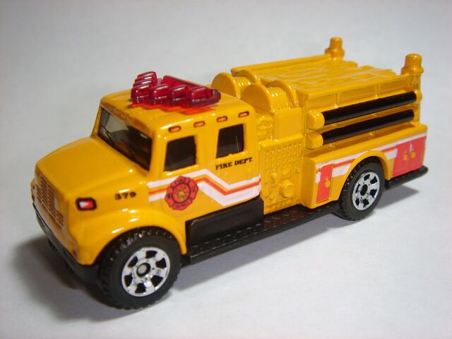 File:MBX International Pumper.jpg