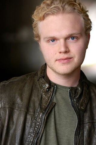 Archivo:Joe Adler.jpg