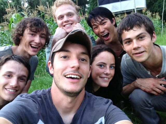 File:Gladers-1000x750.jpg