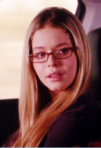 File:Marie (14 Years Old).png