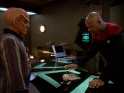 Sisko Quark Büro.jpg