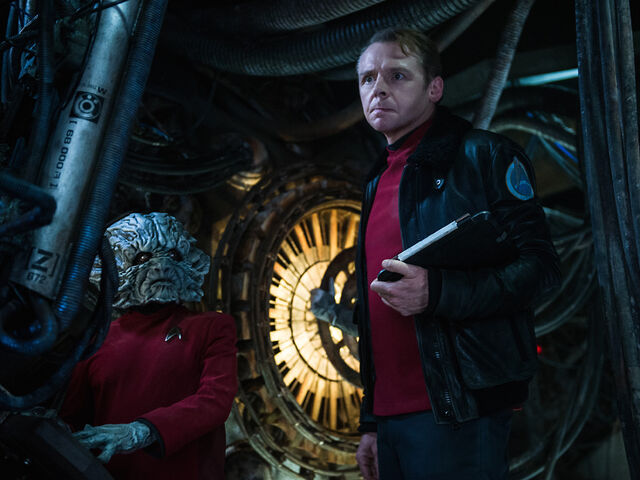 Файл:Scotty & Keenser on USS Franklin.jpg