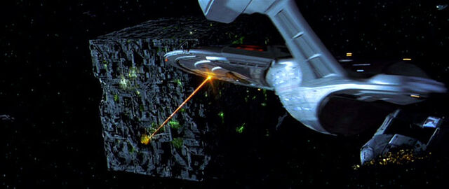 Soubor:Enterprise-E engages Borg at 001.jpg