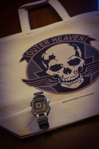 File:Kojima-E3-2014-Outer-Heaven-Bag.jpg