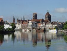 Old town panorama3.jpg