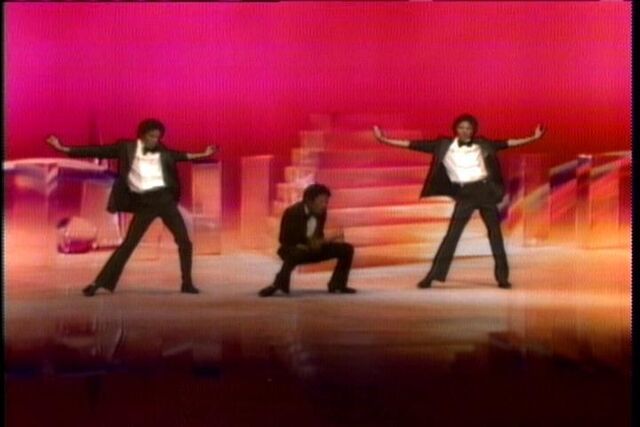 File:Don-t-Stop-Til-You-Get-Enough-off-the-wall-era-12814603-720-480.jpg