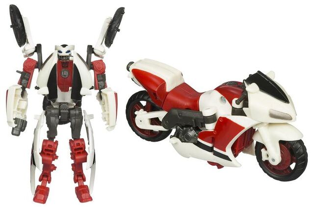 File:TF2010-toy Backfire.jpg