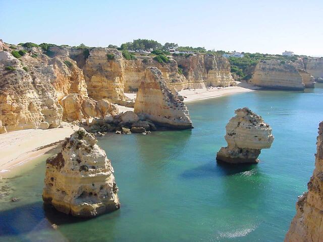 File:PraiaNekaneGastón.jpg