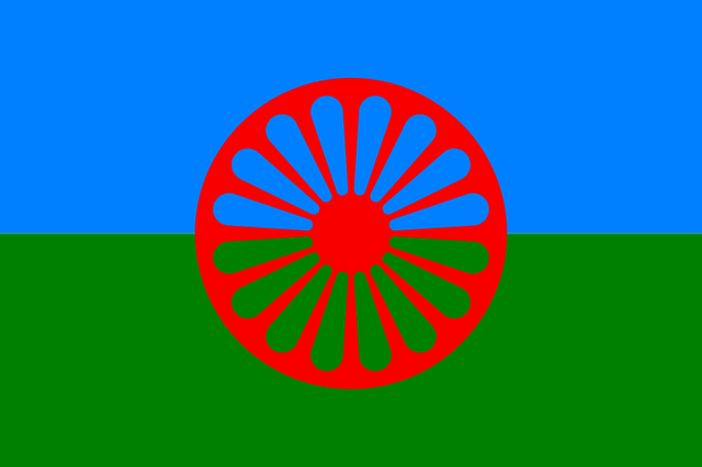 File:Roma flag.svg.png