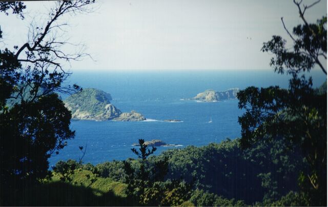 File:Raoul Islets.jpg