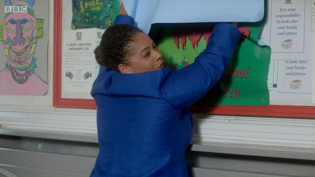 File:Mrs King With Poster.jpg