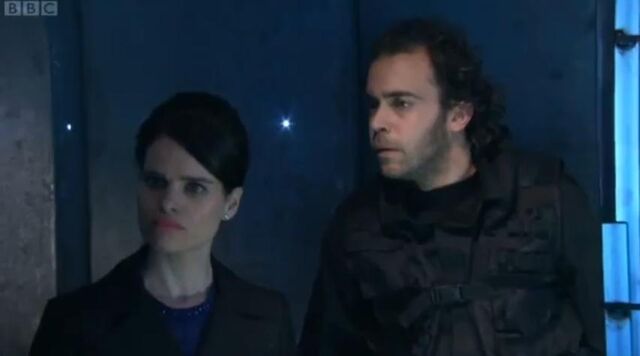 File:Stella and frank look.jpg