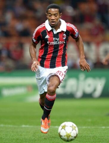 File:Urby Emanuelson action.jpg