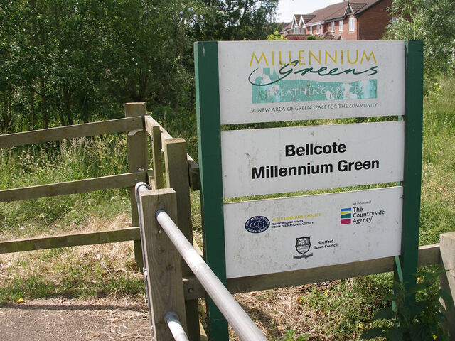 File:Bellcote-meadow-800-6.jpg