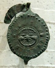 Disk-fibula Gorgoneion Louvre Br4306.jpg