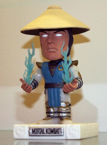 File:Big head raiden.jpg